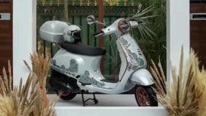 Vespa 80th Special Edition