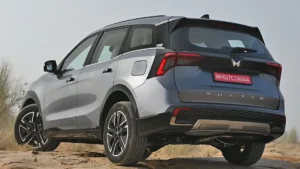Mahindra XUV 7XO